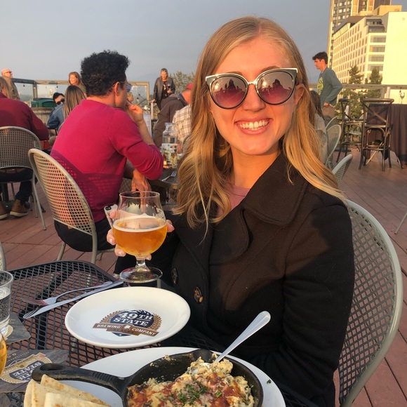 Meet your Posher, Megan - Picture 1 of 1